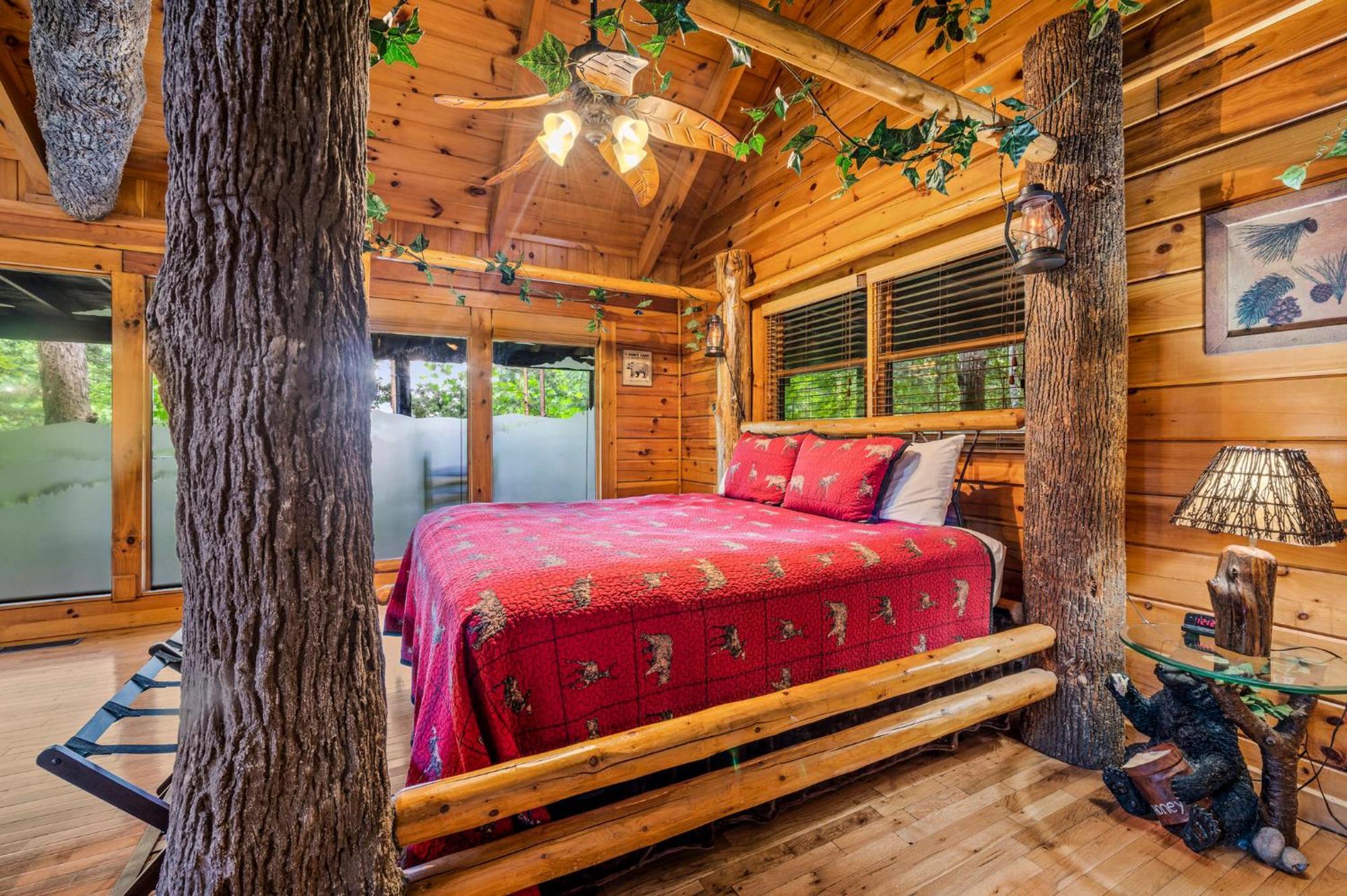 Gatlinburg Enchanted Treehouse By Stony Brook Cabins Экстерьер фото